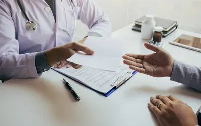 Leczenie farmakologiczne, recepty, zaświadczenia